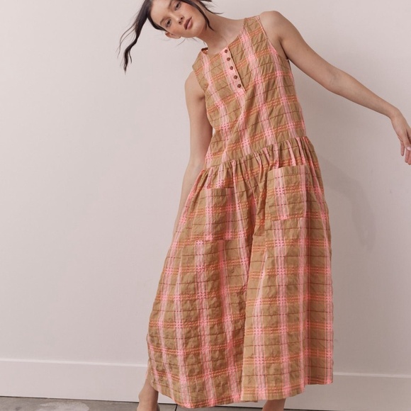 Amente Dresses & Skirts - Sleeveless Button-Down Midi Dress by Amente